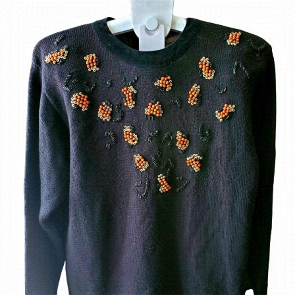 VINTAGE 90s Wool Blend Franco Valeri Embellished Sequins And Beads Sweater. M